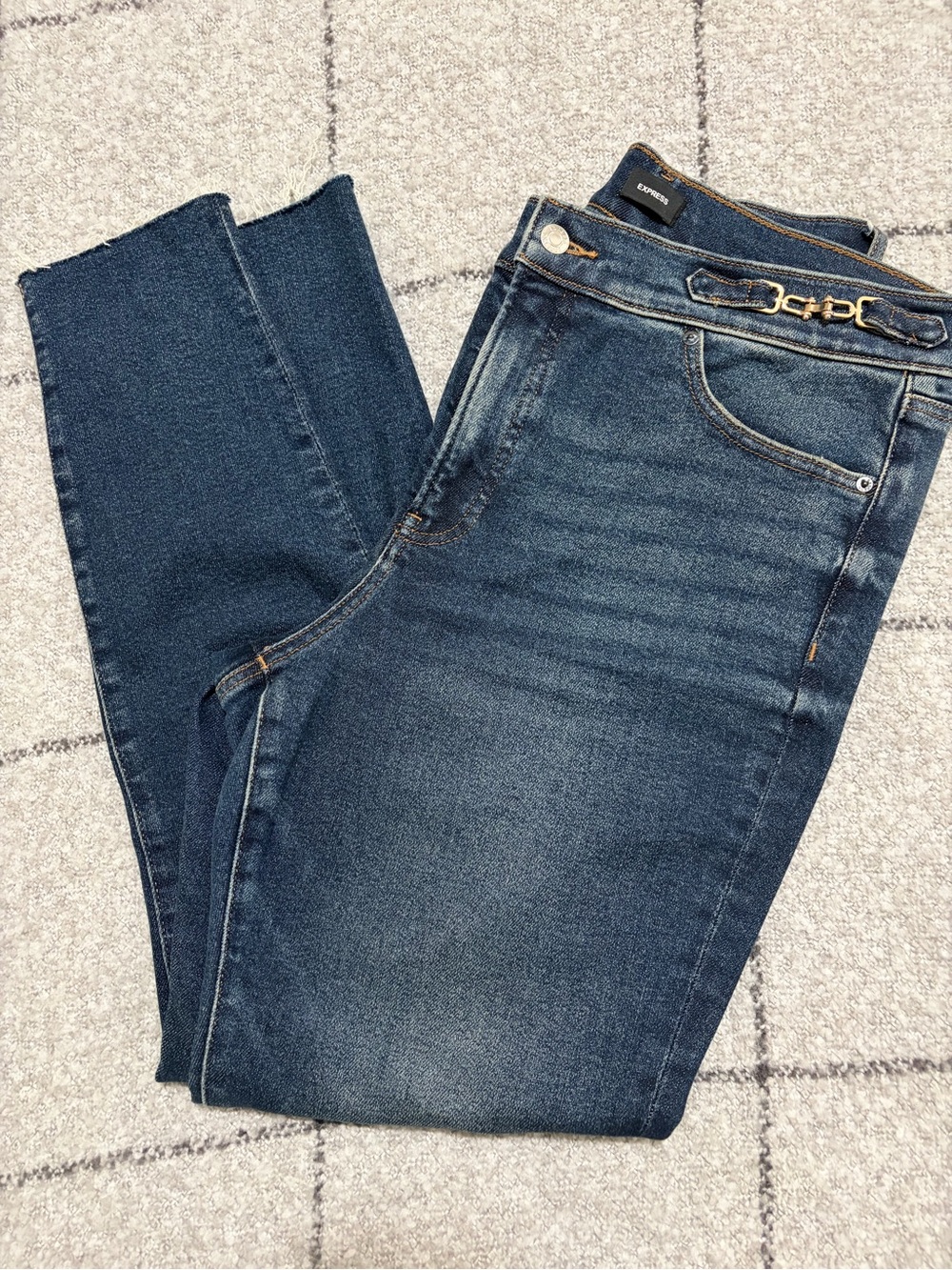 Express Women’s Dark Blue Skinny Jeans with Gold Accents